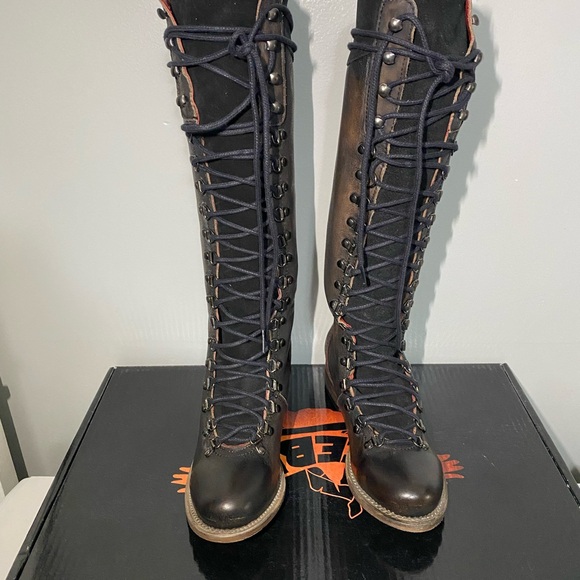 **SOLD**Freebird Raphael - Picture 3 of 7